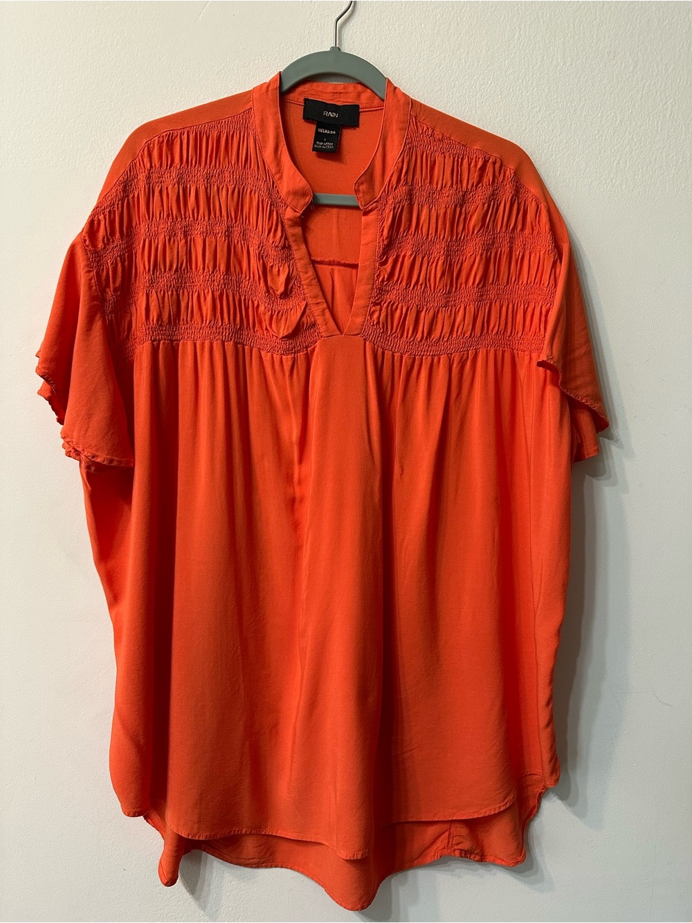 RAIN Coral Orange Smocked V-Neck Viscose Blouse Top Women's Size L